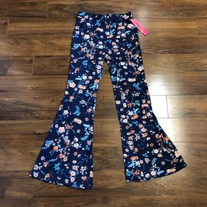 Womans casual soft bottoms